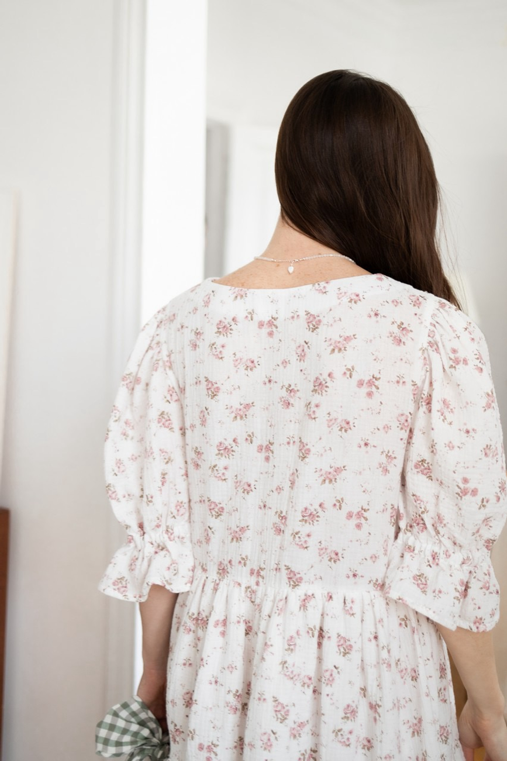 Платье Милана из муслина для беременных и кормящих, Айвори с цветами