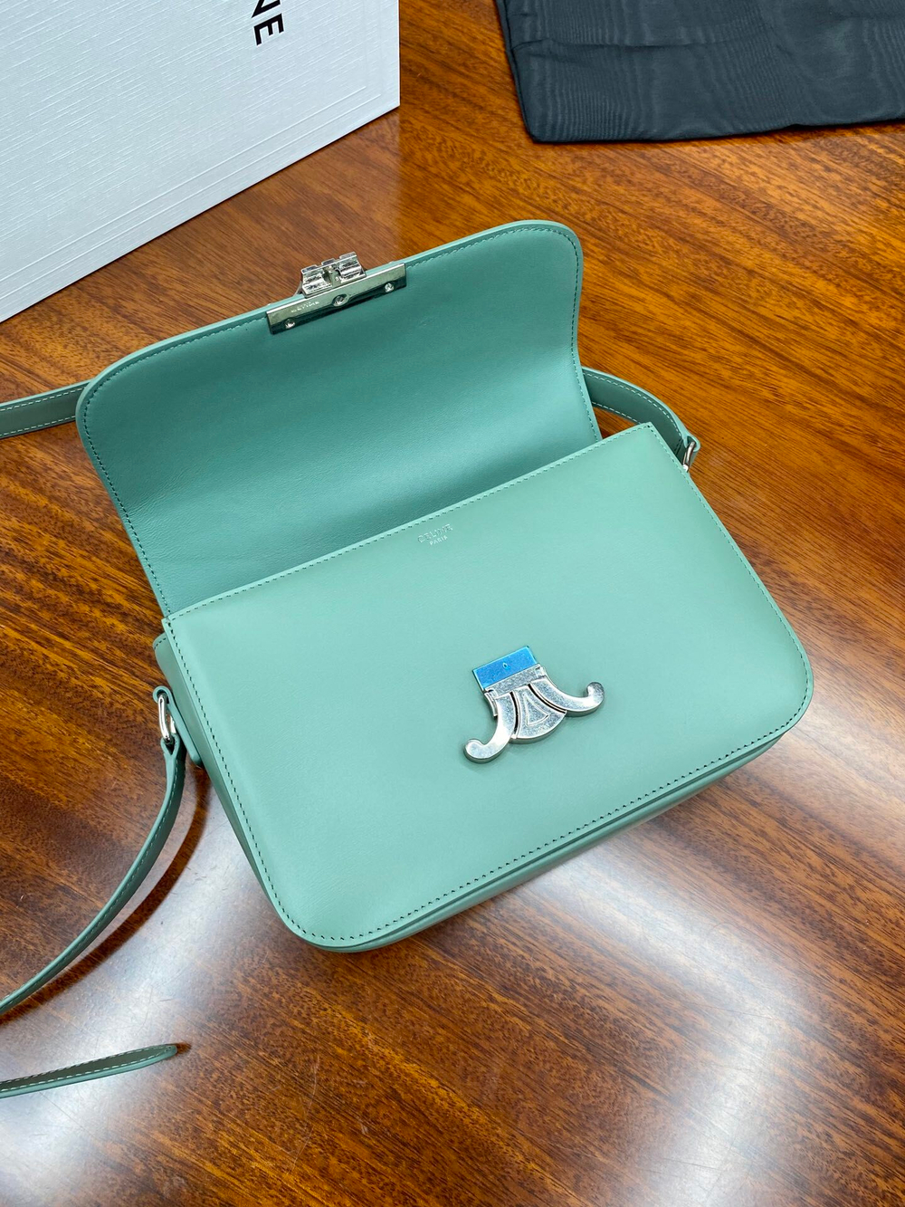 Celine Triomphe Bag 22 cm