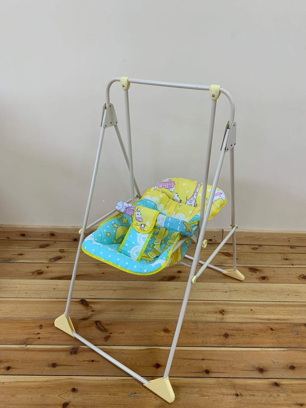 Качели напольные ВЕТЕРОК-ЛЮКС (бежевые)