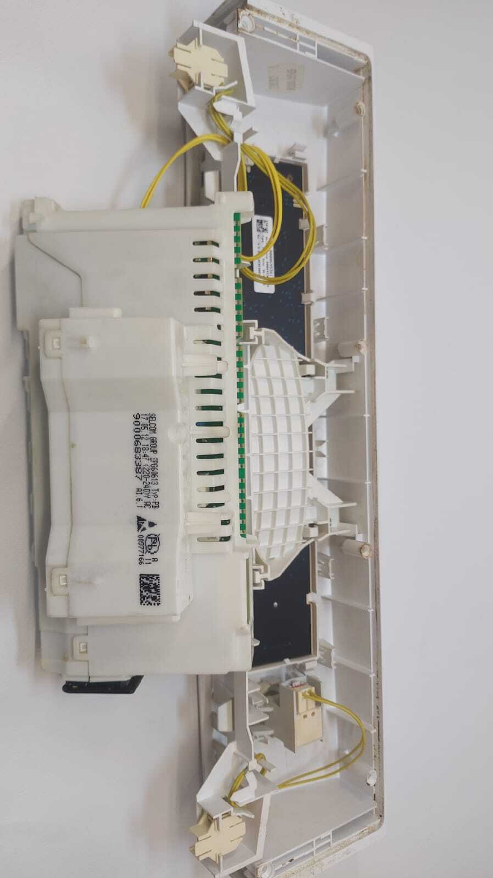 30 Электронный модуль 9000683387 с индикацией 9000693361 для посудомоечной машины Bosch б/у