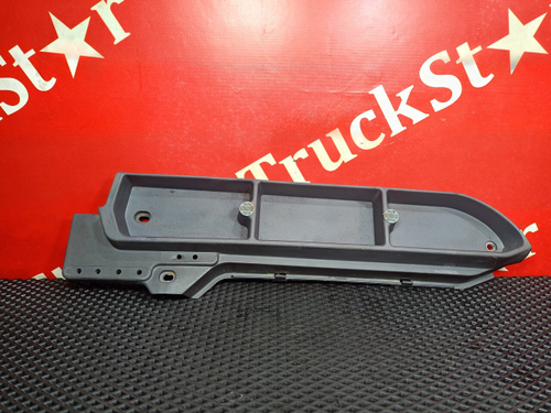 Бардачок правый