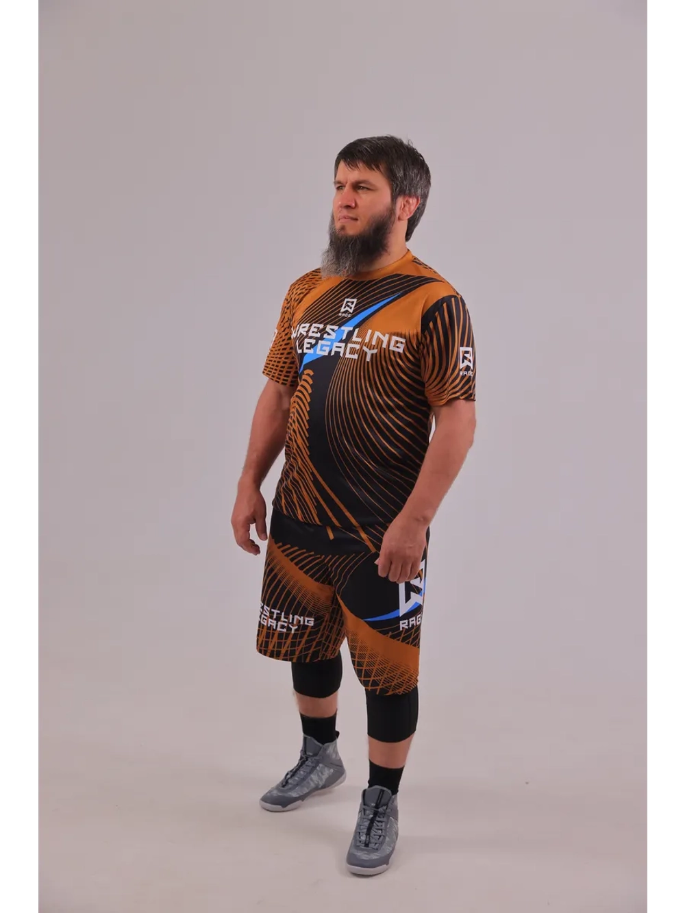 Костюм компрессионный шорты и футболка для тренировок