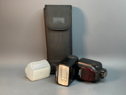 Nikon Speedlight SB-900