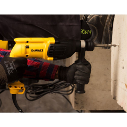 Перфоратор SDS-plus DeWalt D25033, 710 Вт