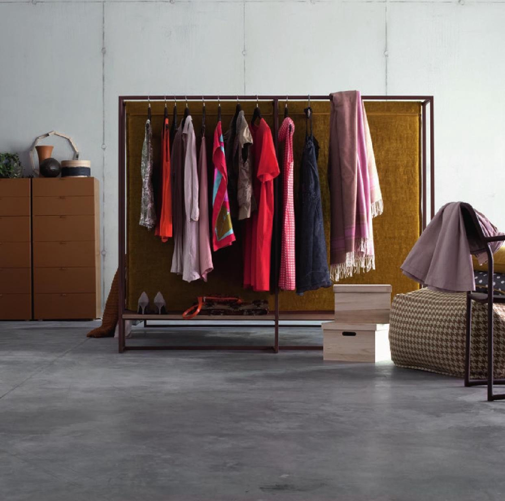 Двуспальная металлическая кровать