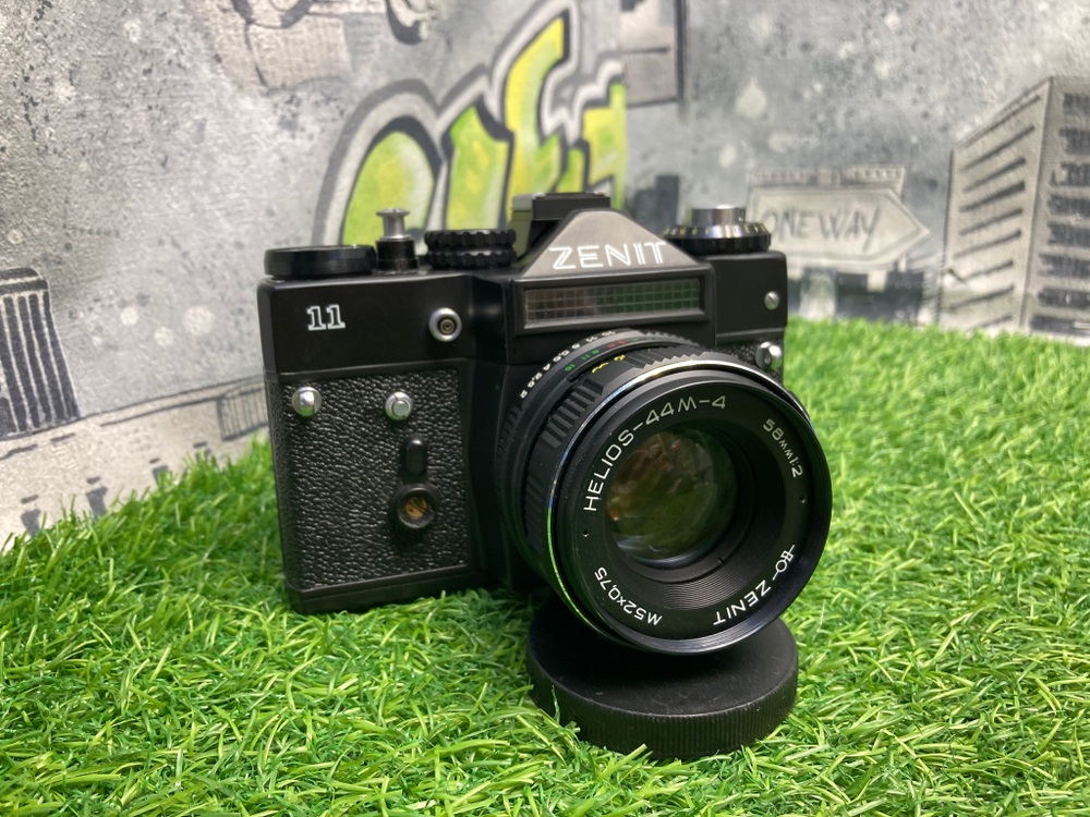 Zenit 11 + Helios-44M-4