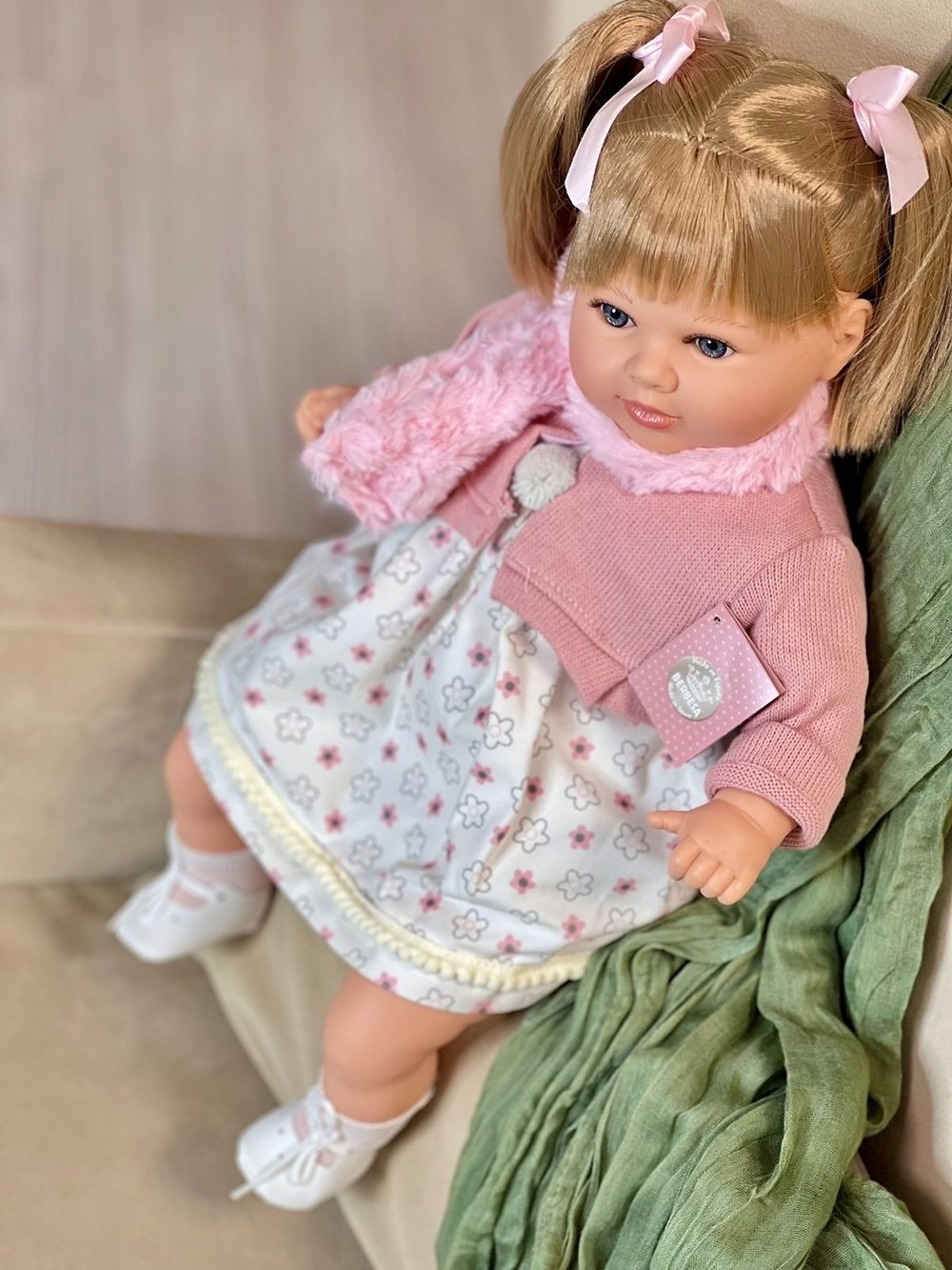 Кукла Berbesa мягконабивная 52см CARLA в пакете (7220K)