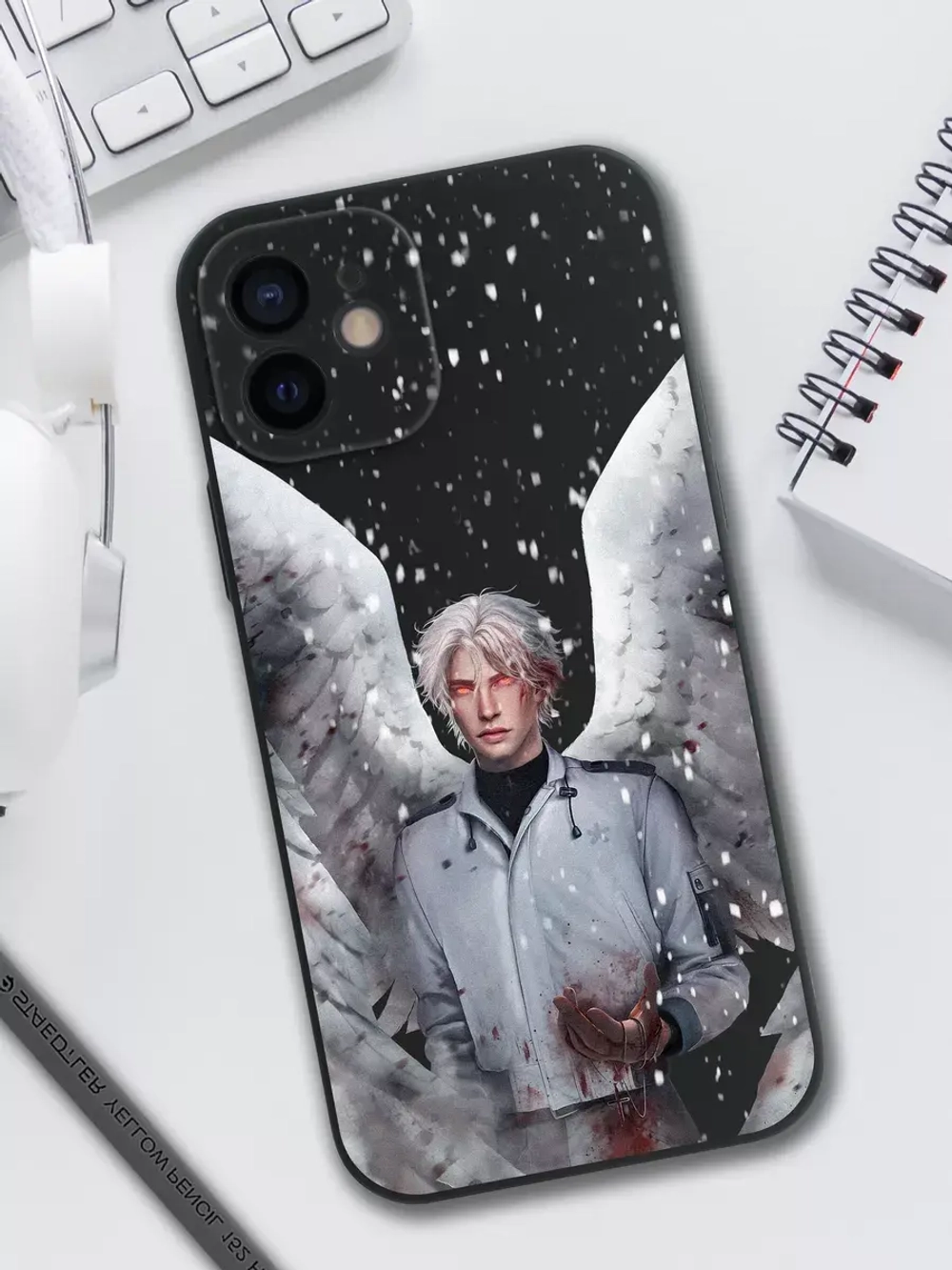 Чехол на iPhone 12 с принтом