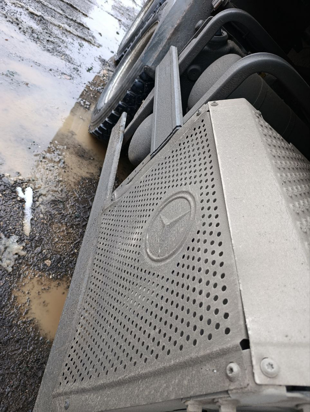 Mercedes-Benz Arocs 8x8 Самосвал 9596-18-50 	(Дизельный, 12,8 л, 449 л.с., АТ)