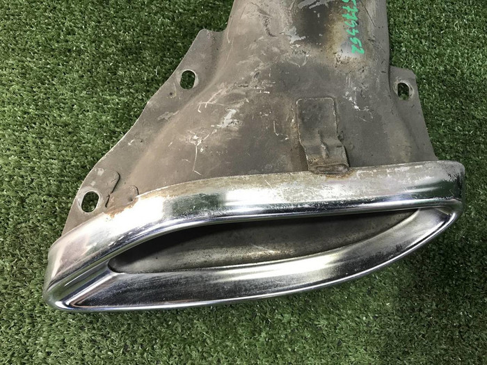 Насадка глушителя левая Mercedes E W213 (2016-2021) AMG