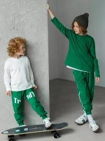 Спортивный костюм для мальчика в школу