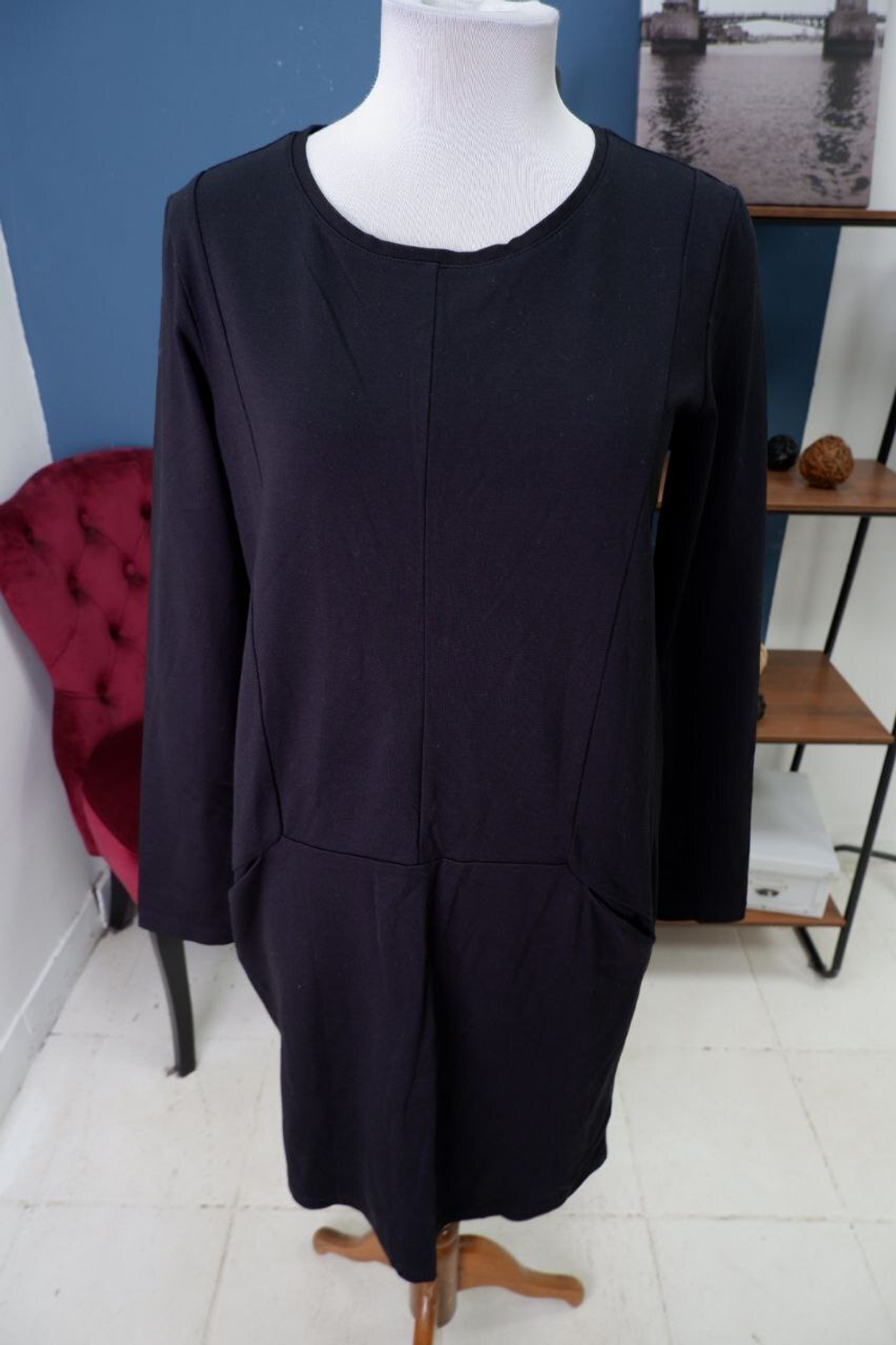 Платье Reserved лаконичное 46 размер