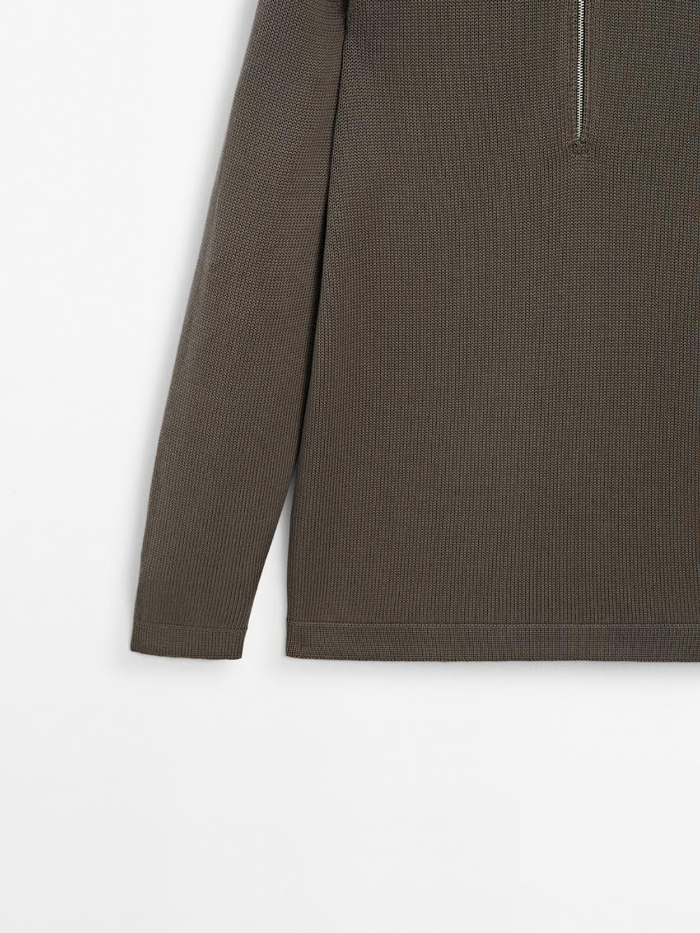 Massimo Dutti Трикотажный свитер с воротником поло на молнии, хаки