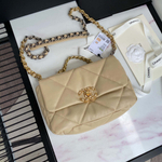 Chanel 19 26 cm