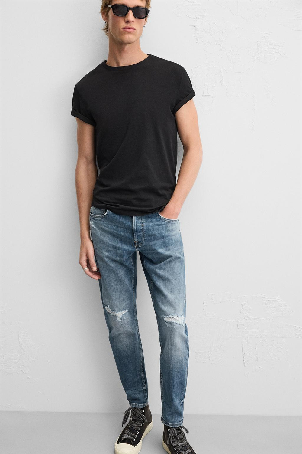 Джинсы skinny fit с разрезами