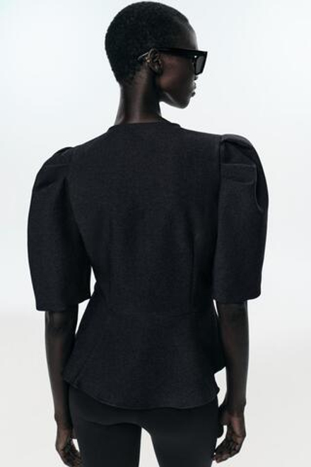 ZARA ТОП С БАСКОЙ И ОБЪЕМНЫМИ РУКАВАМИ, АНТРАЦИТОВО-СЕРЫЙ