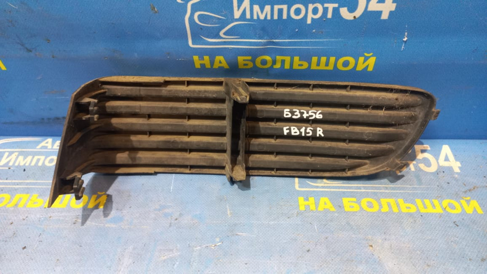 Заглушка бампера NISSAN SUNNY 2002-2004