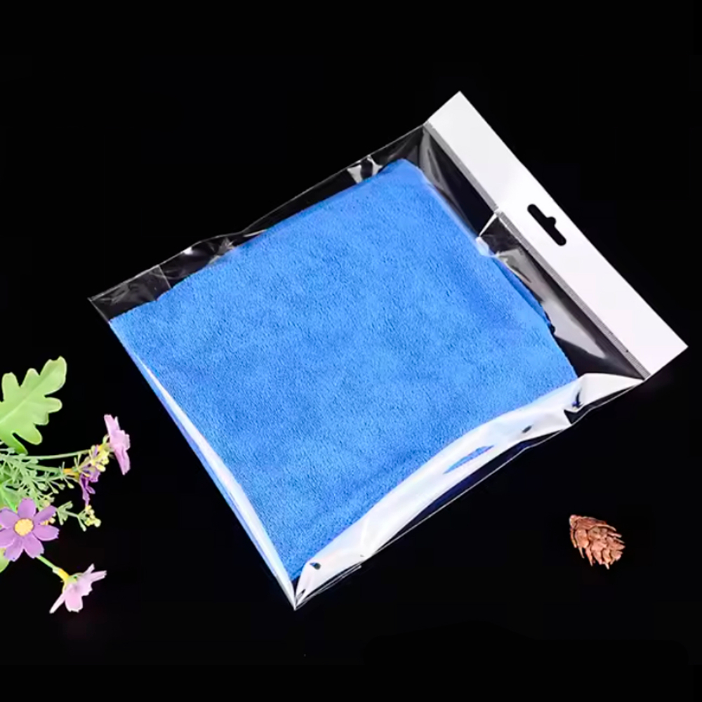 Пакеты упаковочные прозрачные с белым подвесом и клеевым клапаном