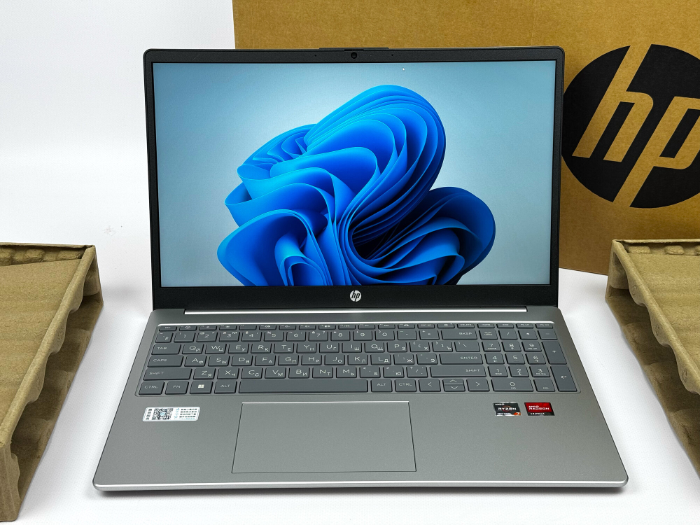 Новый ноутбук HP Starbook / Ryzen 7 7735HS / 32GB DDR5 / 512GB / FullHD / Win11 / Русско-Английская клавиатура