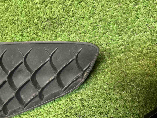 Накладка бампера левая Mercedes B w247 (18-22)