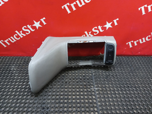 Передняя панель салона 2016 год.