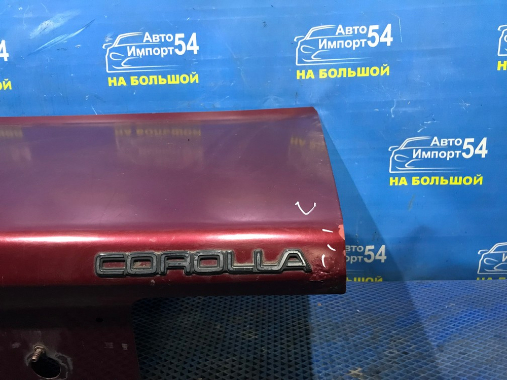 Крышка багажника TOYOTA COROLLA 1990