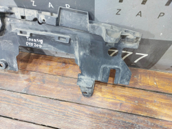 Кожух замка капота Volkswagen Touareg 3 18-нв Б/У Оригинал 760853819D