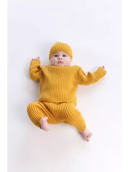 вязаный костюм для новорожденных