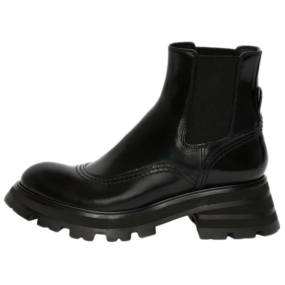 Alexander McQueen Wander Panelled Chelsea Boots Women"s