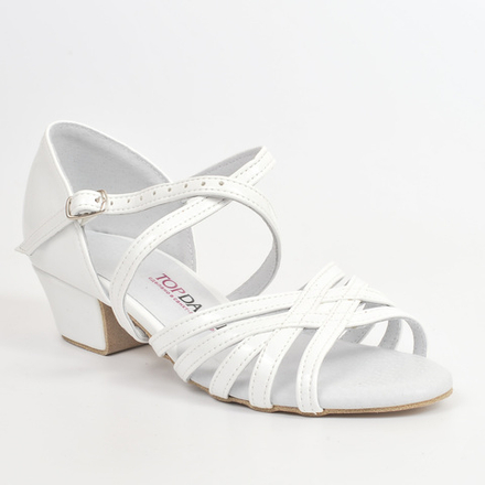 Детские туфли для бальных танцев