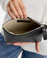 Косметичка 698 03 черный