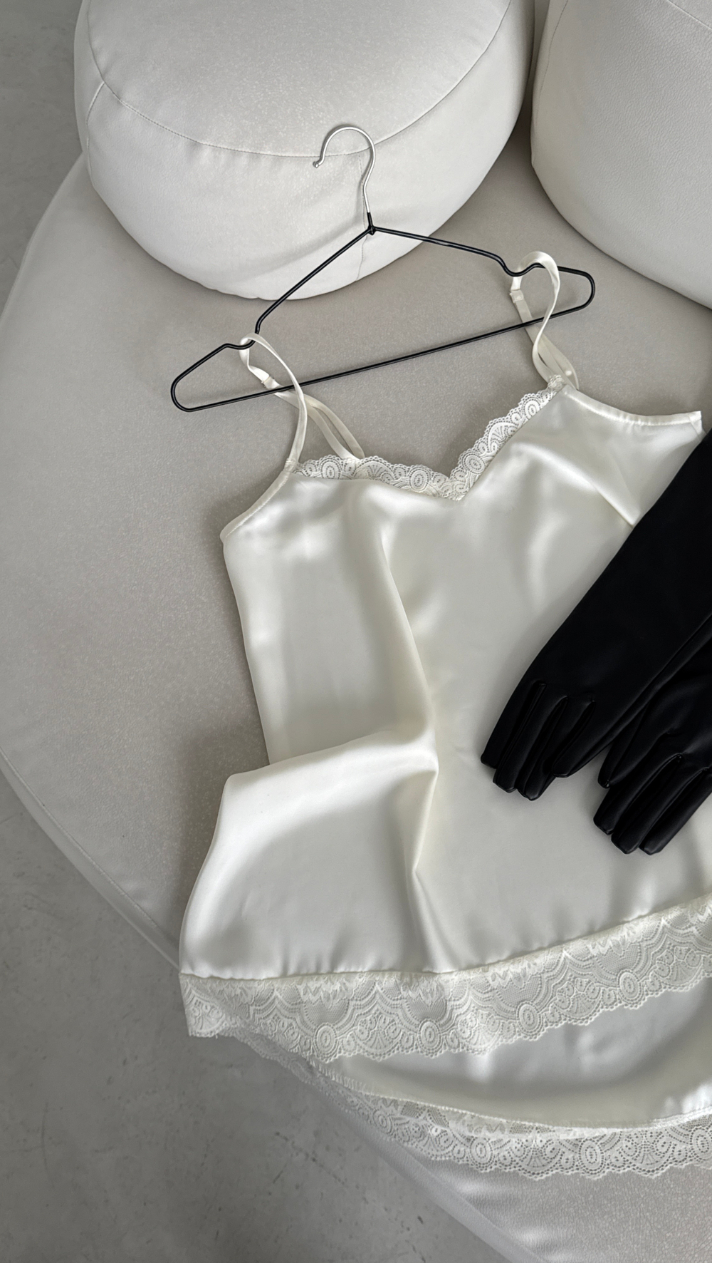 Топ шелковый с кружевом (шампань)