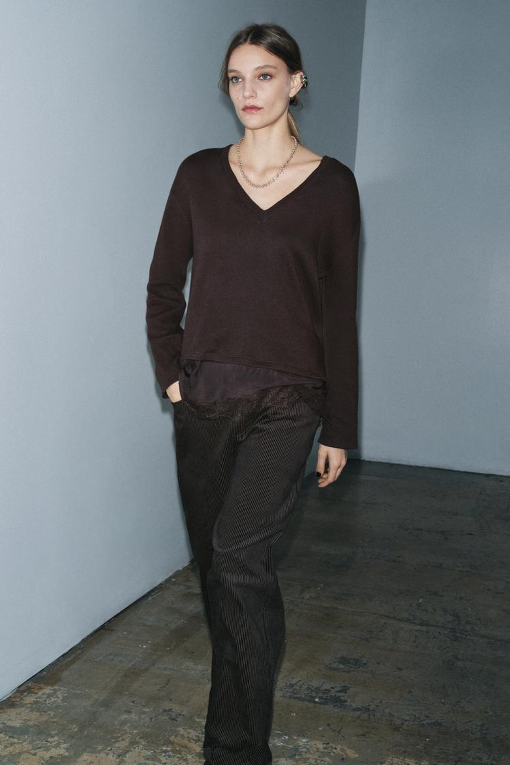 ZARA КОМБИНИРОВАННАЯ ФУТБОЛКА С КРУЖЕВОМ, КОРИЧНЕВЫЙ