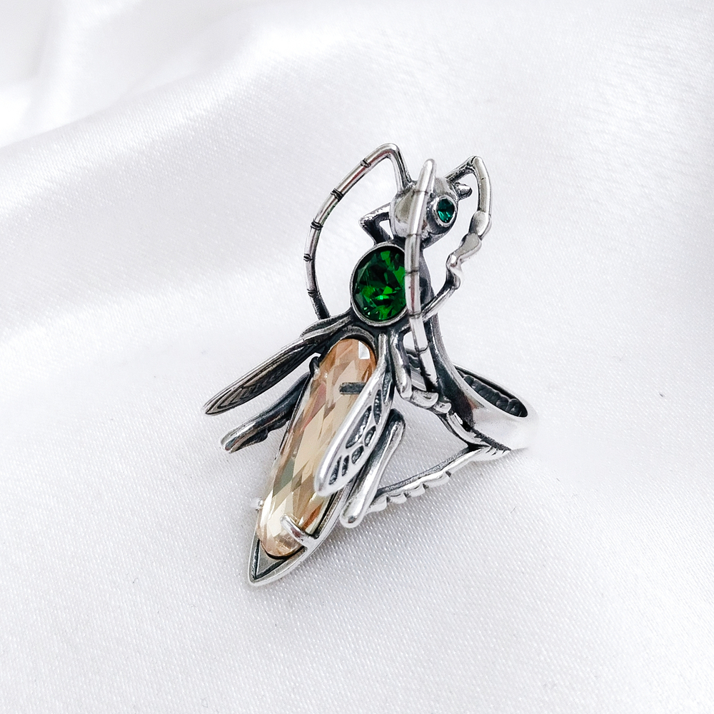 "Кузнечик Aurora"  кольцо в серебряном покрытии из коллекции "Эскарбахо" от Jenavi