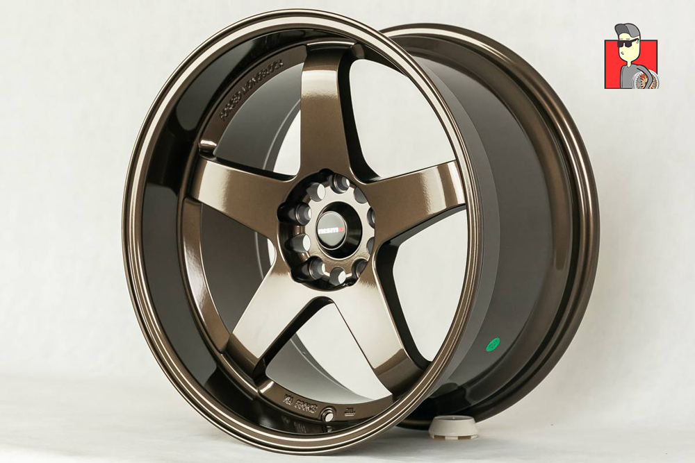 Комплект дисков Nismo LM GT4 18x9.5 et12 5x114.3