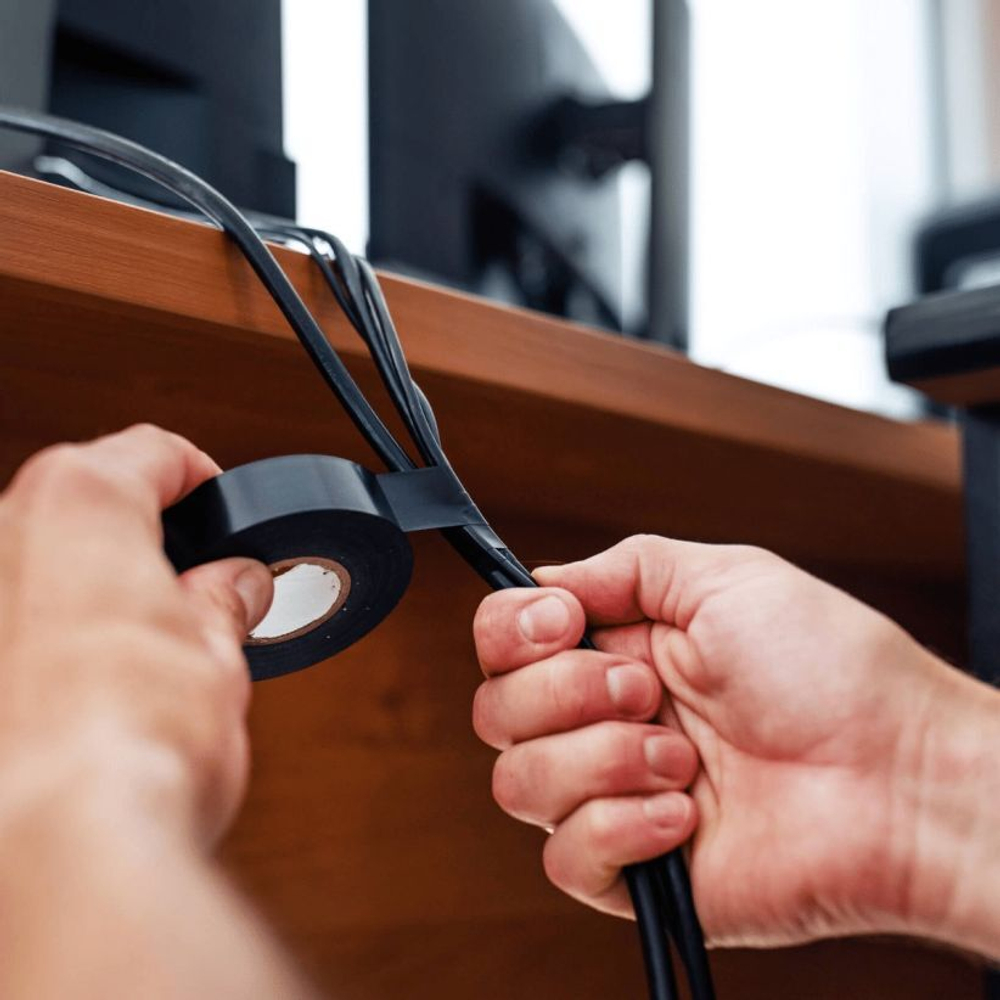 ЛЕНТА КЛЕЙКАЯ TASMA MALA ИЗОЛЯЦИОННАЯ ЧЕРНАЯ 15MM X 10M