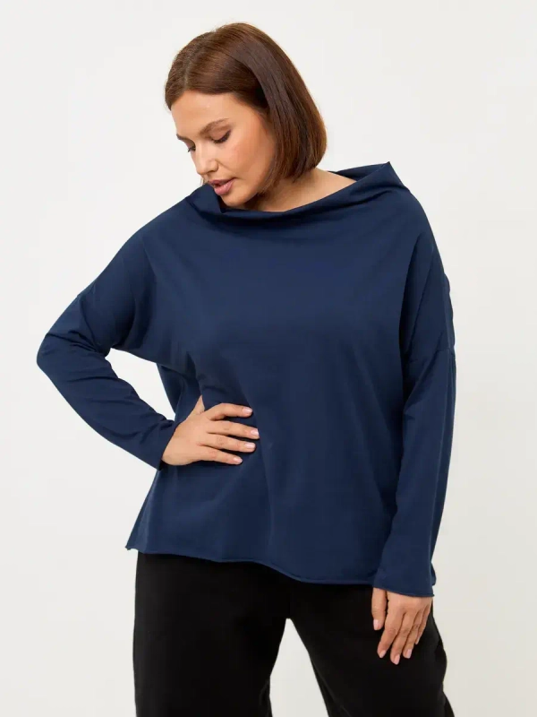 Лонгслив оверсайз с вырезом лодочка индиго