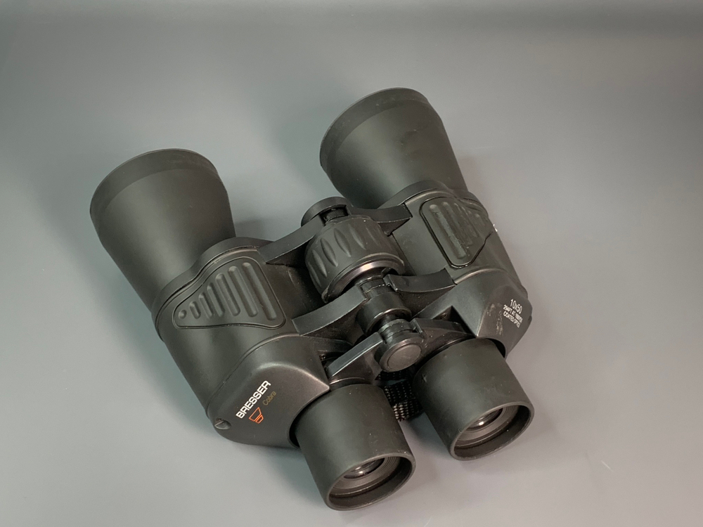 Бинокль Bresser Cobra 10x50