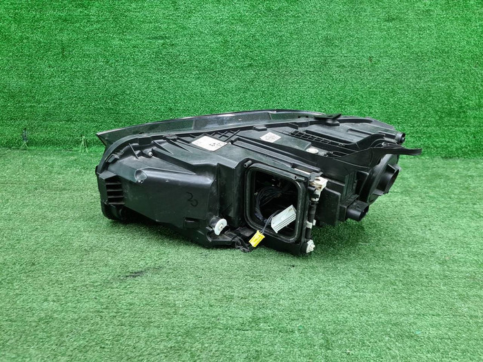 Фара правая Mercedes GLE V167 18-24 Multibeam LED