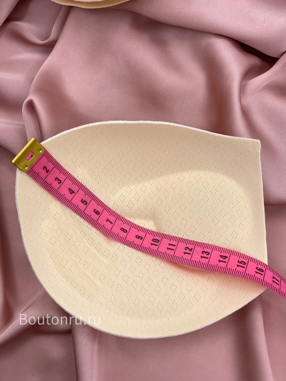 Чашки для бюстгальтера бежевые пуш-ап "Ладошки"