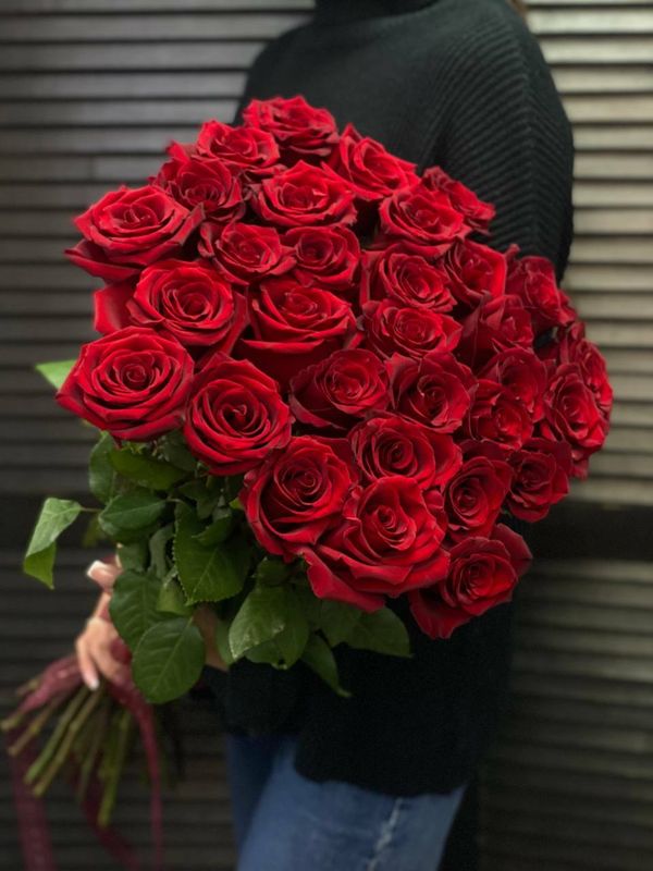 Букет из 31 эквадорской розы 70 см ( цвет роз на выбор ) #1830