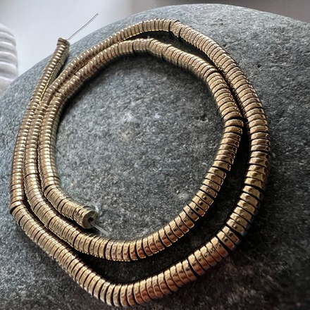 Гематин. Камни для изделий на заказ. Цена зависит от вида заказанного изделия