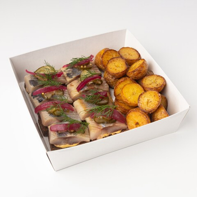 Бокс Сельдь с картофелем бэби