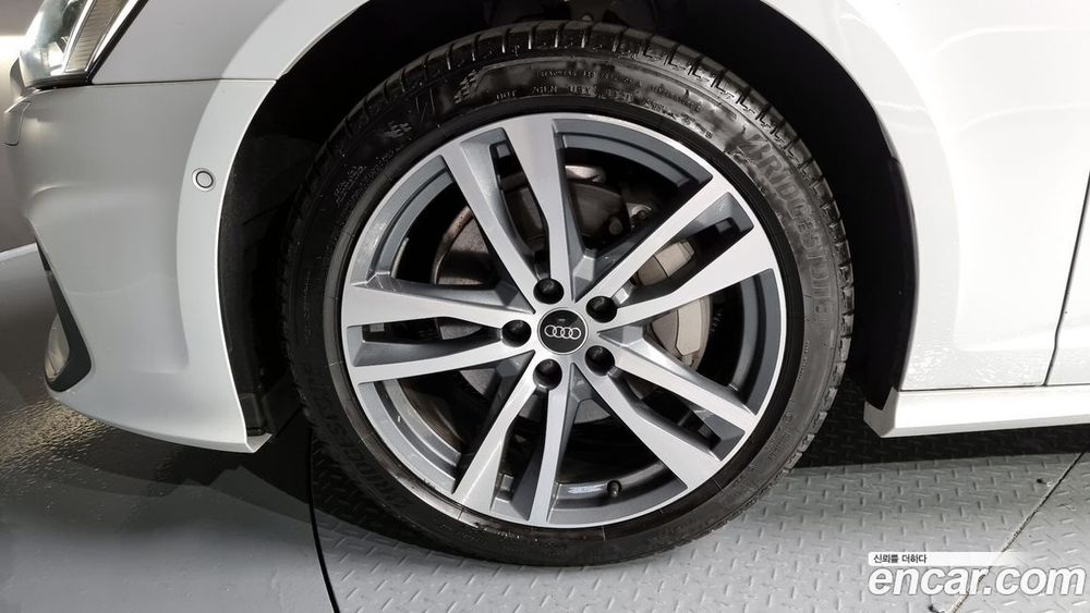 Audi A6 (C8) 45 TFSI Quattro Premium (12.2021)