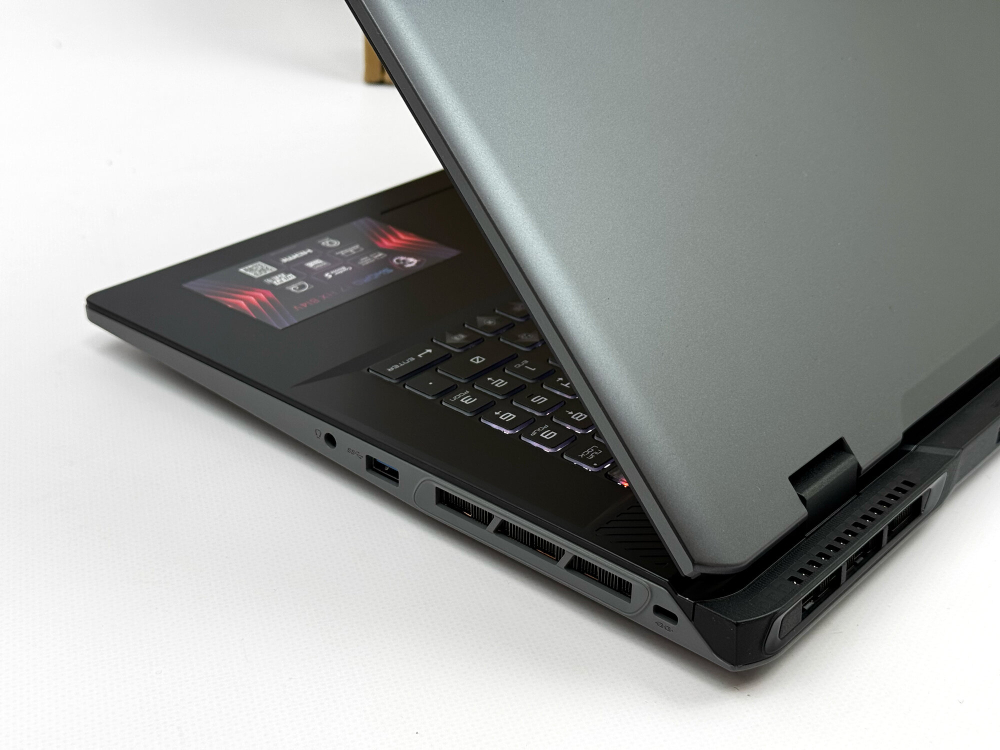 Игровой ноутбук MSI Sword i7-14700HX / RTX 4060 / 16GB / 1TB / 2.5K / 240Hz / Win11 / Русско-Английская клавиатура