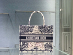 Christian Dior Book Tote 36 cm