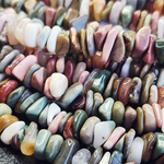 Агат Алашань (американская яшма), крупная каменная крошка 8-16мм, цена за нить 19см