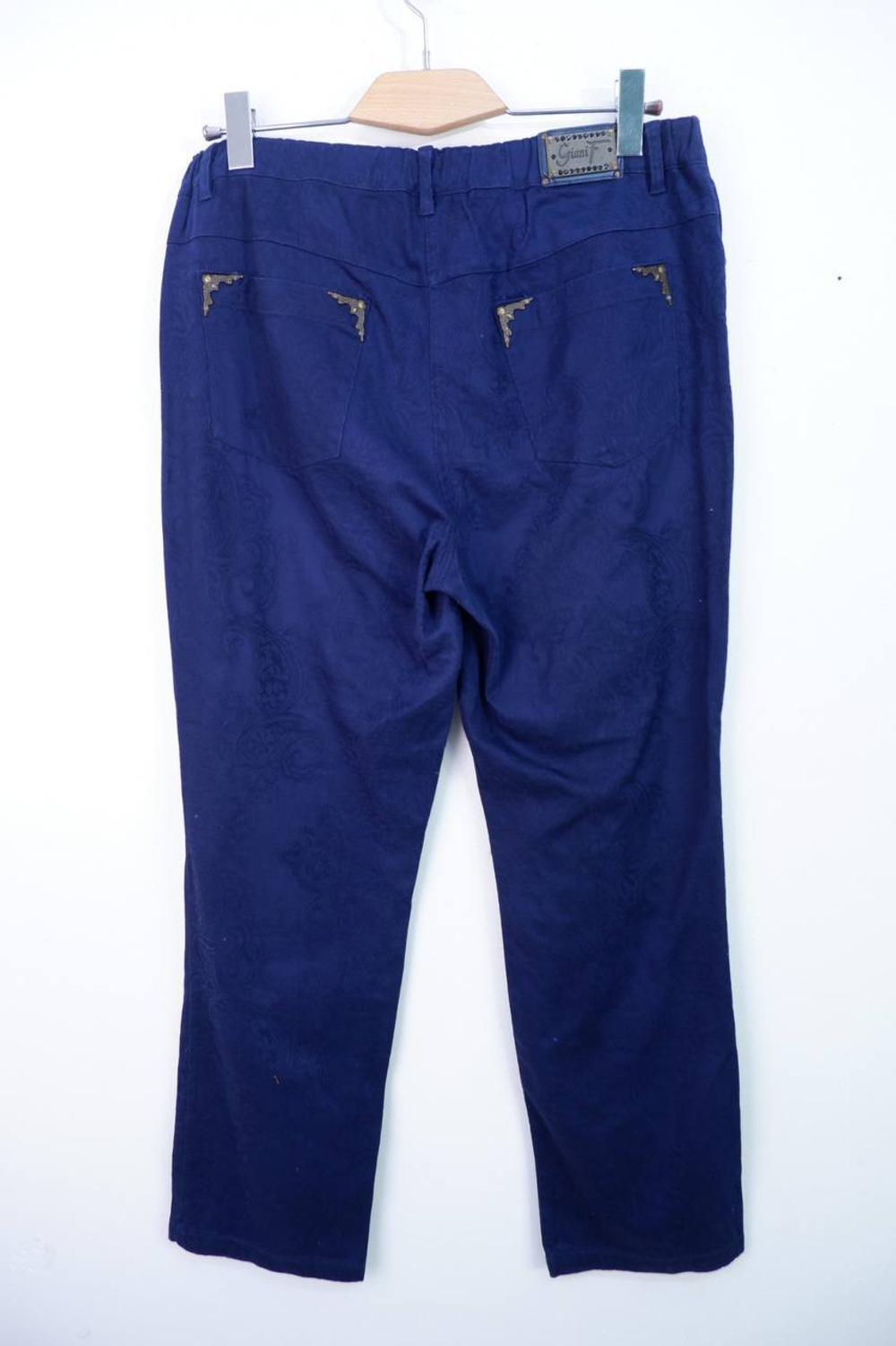 Брюки с красивыми едва заметными узорами, маркировка 46/48, визуально 52 размер