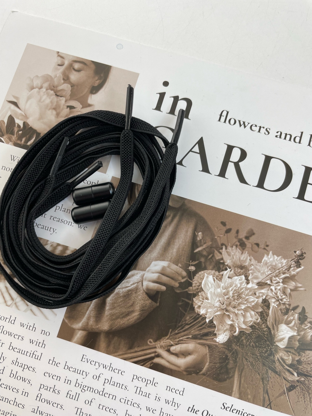 ЧЕРНЫЕ - Шнурки ЭЛАСТИЧНЫЕ с фиксатором 100см/6мм., 2шт (1253 Евгения)