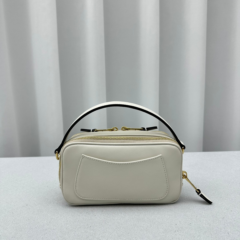 Miu Miu Leather Shoulder Bag 18 cm